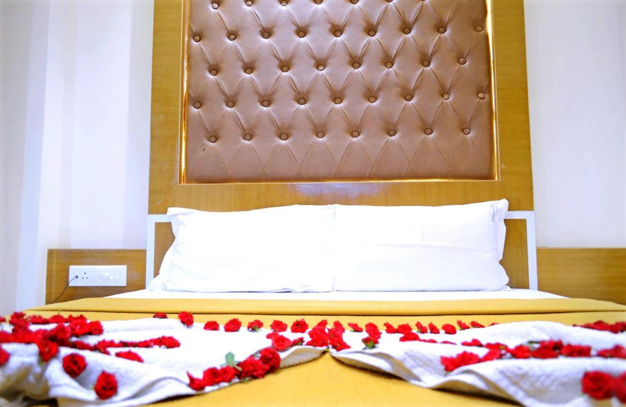 Hotel Tr Residency Puduččéri Exteriér fotografie